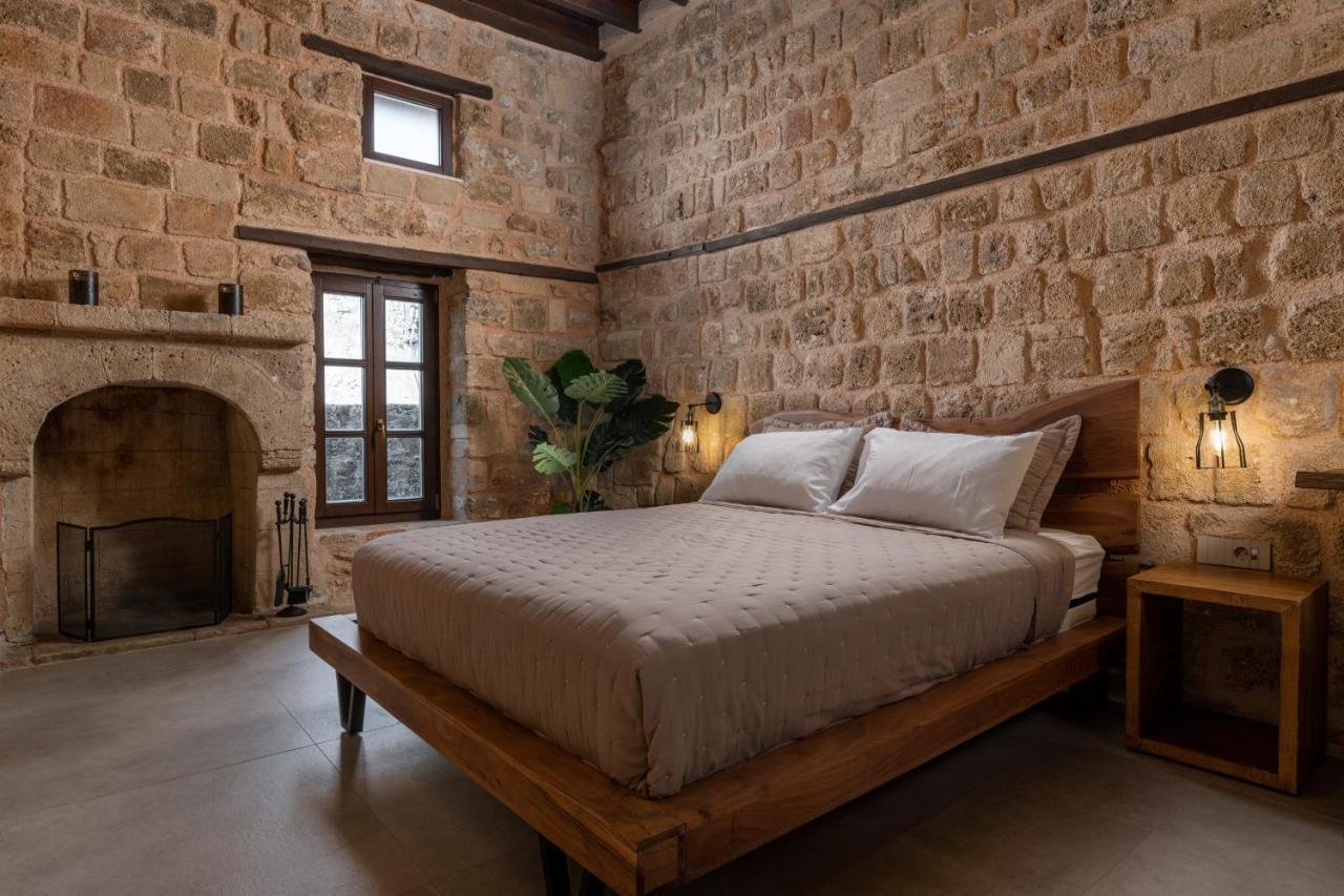 Ancient Knights Luxury Hotel